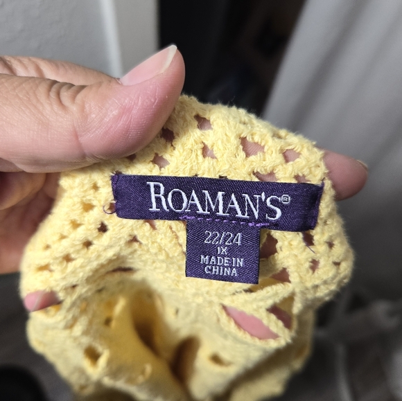 Roaman's Yellow Crochet V Neck Top Sz 22/24 - Picture 2 of 5
